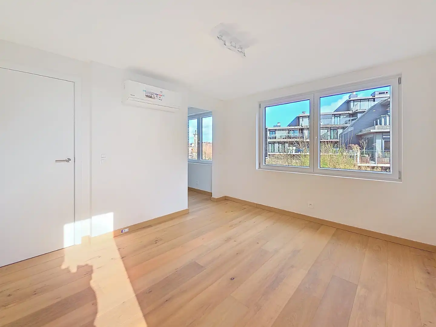 Gerenoveerde gezinswoning met tuin en garage te Nieuwpoort-Stad foto 7