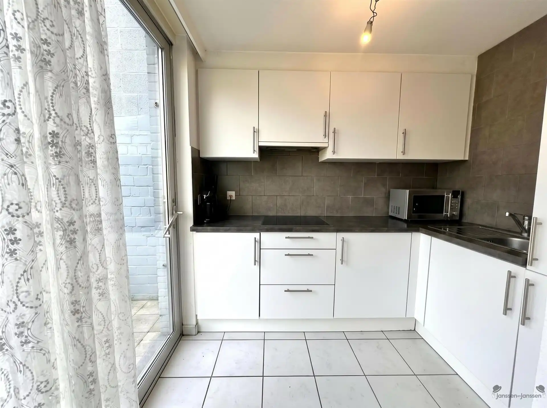 Appartement gelijkvloers met tuin foto 5