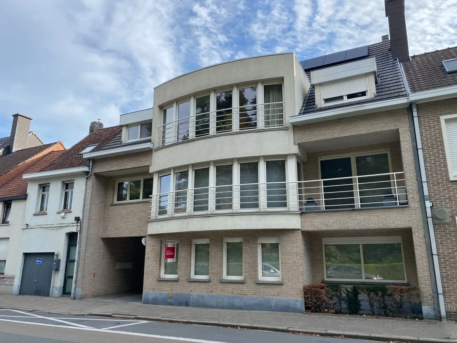 Goed gelegen ruim gelijkvloers appartement | Vijfseweg foto {{pictureIndex}}
