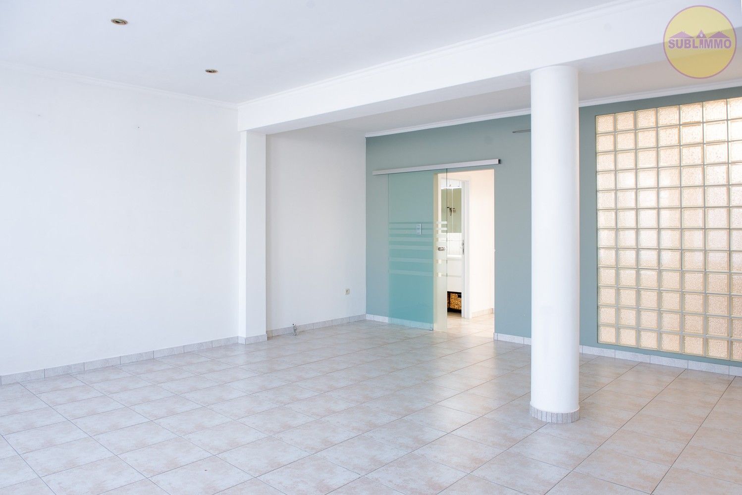 Ruime woning met afzonderlijk appartement op een perceel van 858 m² in Mol. foto 3