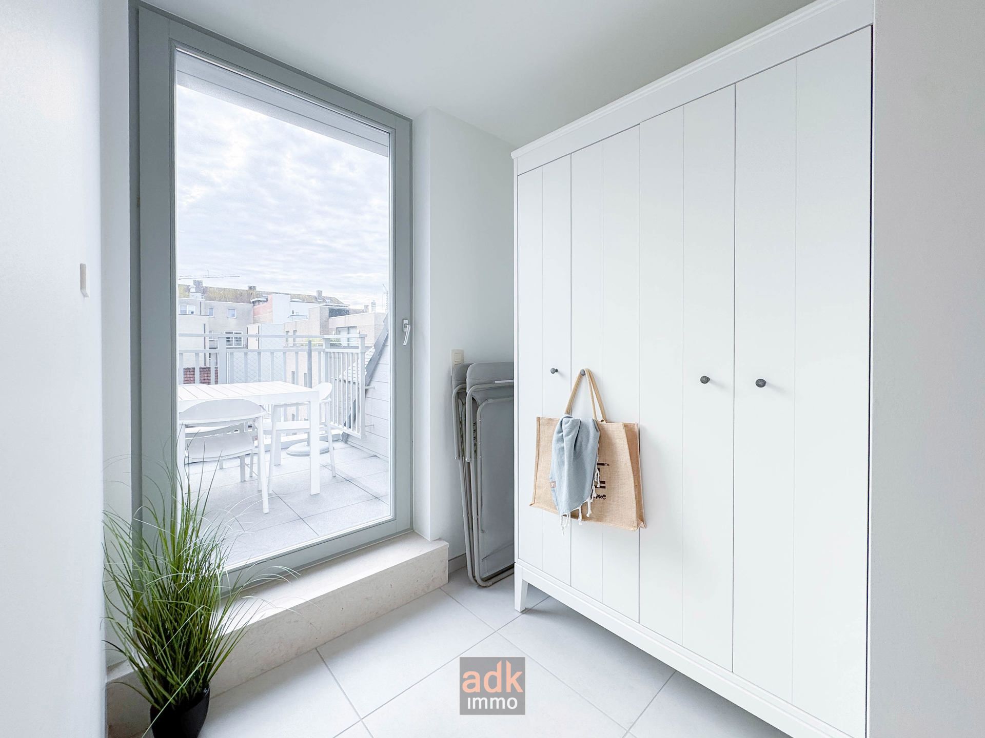 Koksijde | Ruime duplex met 4 slpk, 2 terrassen en dubbele garage foto 11