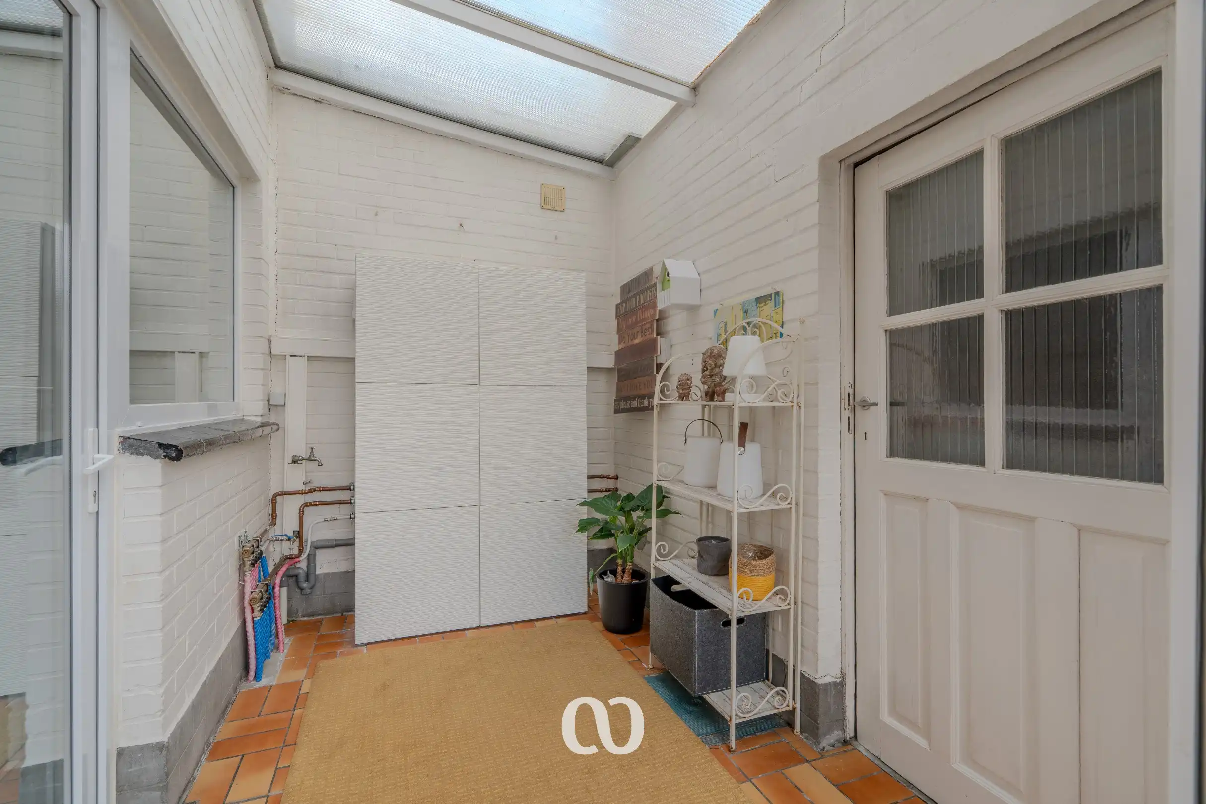 Ruime gerenoveerde woning met 4 slaapkamers in centrum Eine foto 9