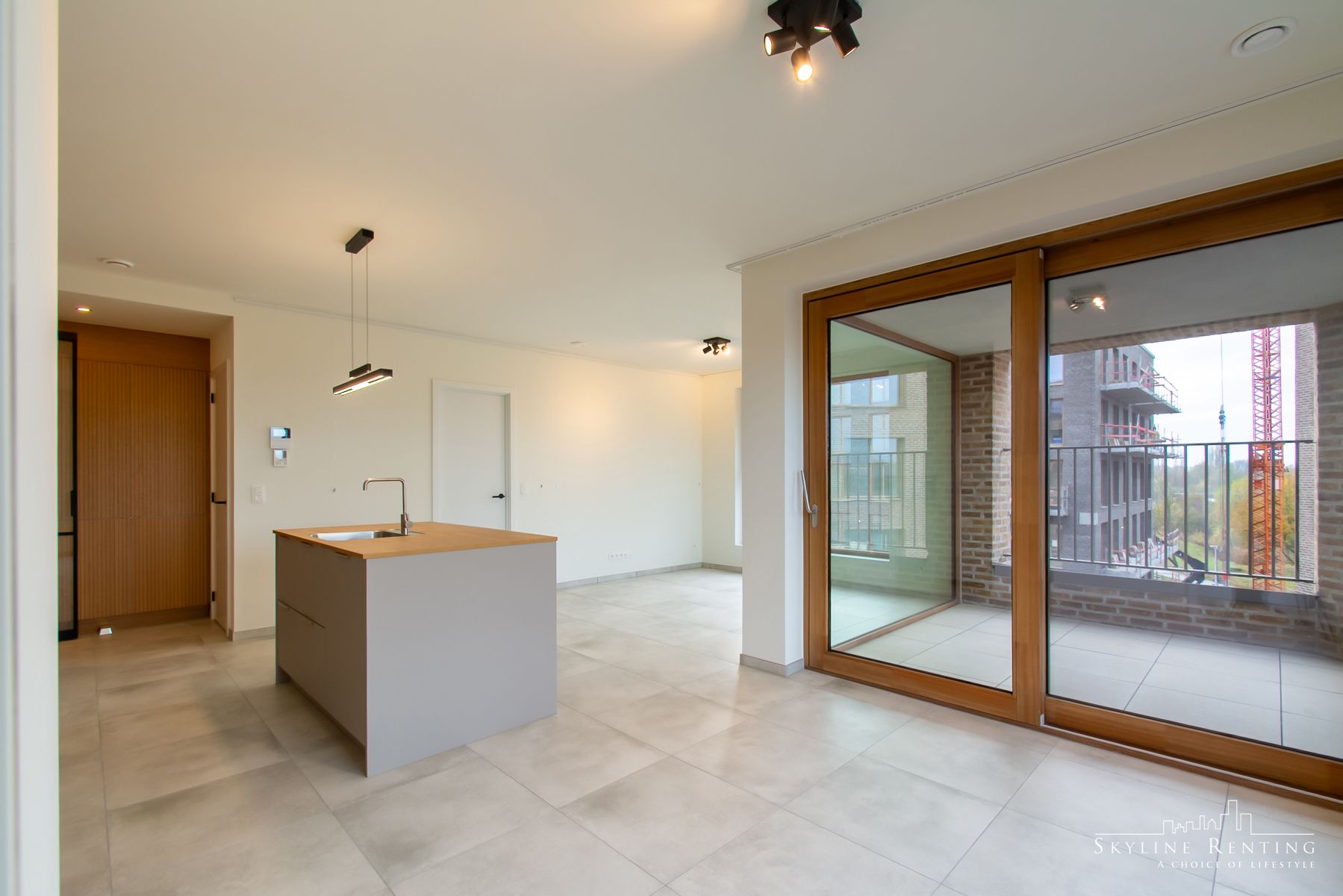 Rustig, en comfortabel 2slpk app. met mooi terras  foto 2