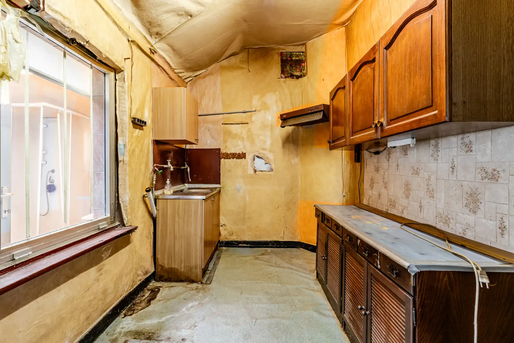 Ruime gezinswoning met 5 slaapkamers nabij centrum foto 9