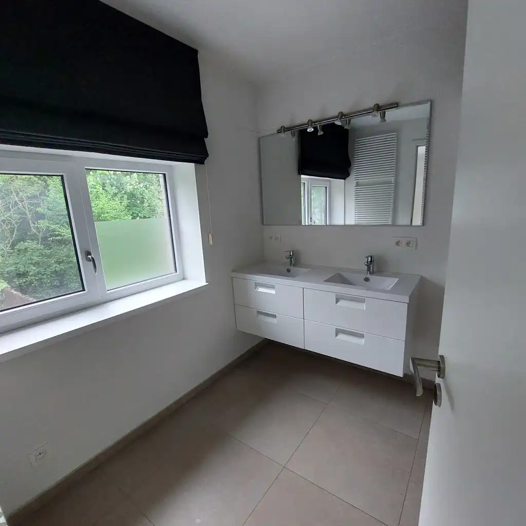 Lichtrijke nieuwbouwwoning met grote tuin in Opwijk! foto 12