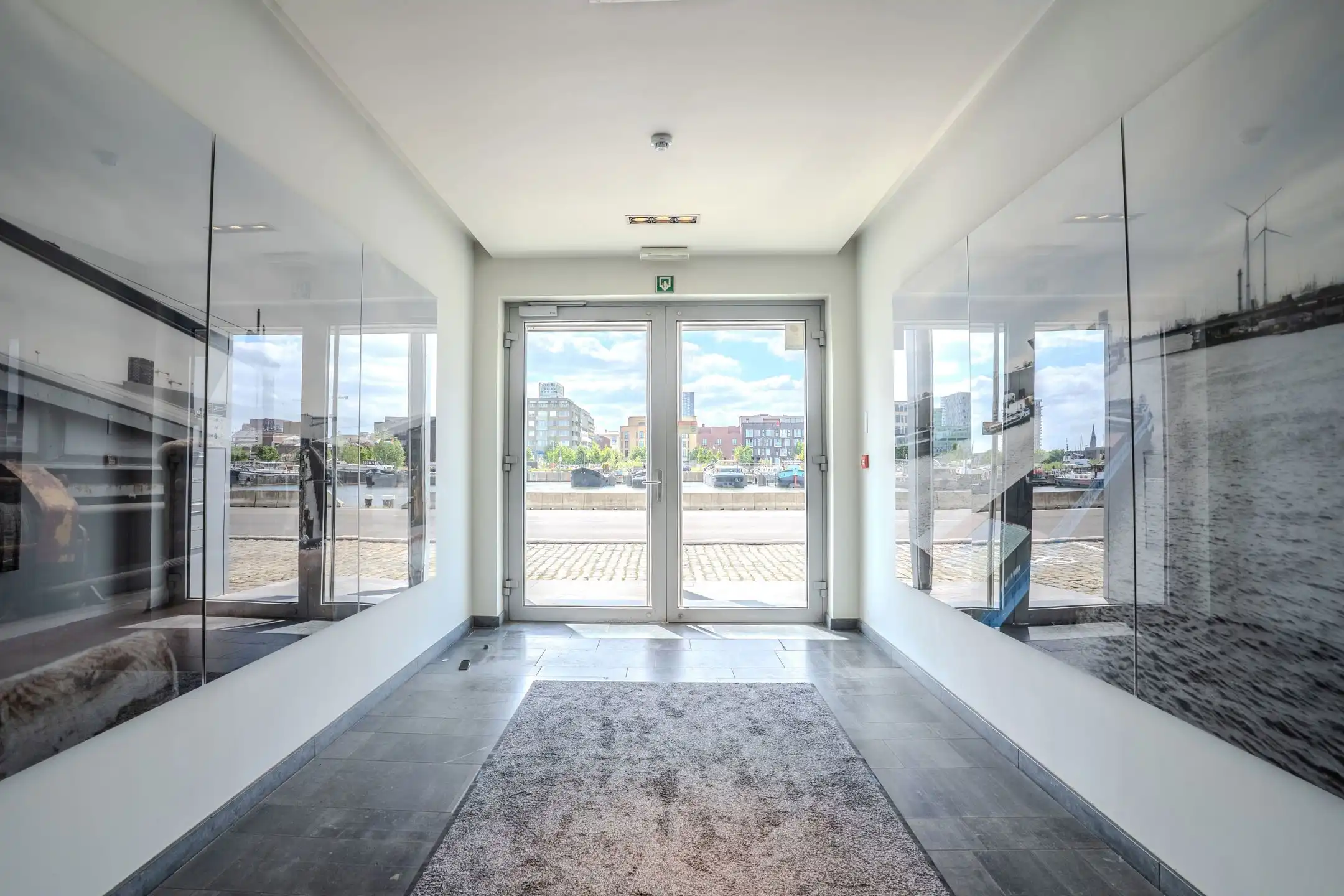 Magazijn Unit 8 - 604m² in de  Haven van  Antwerpen met parking + laadpunten foto 4