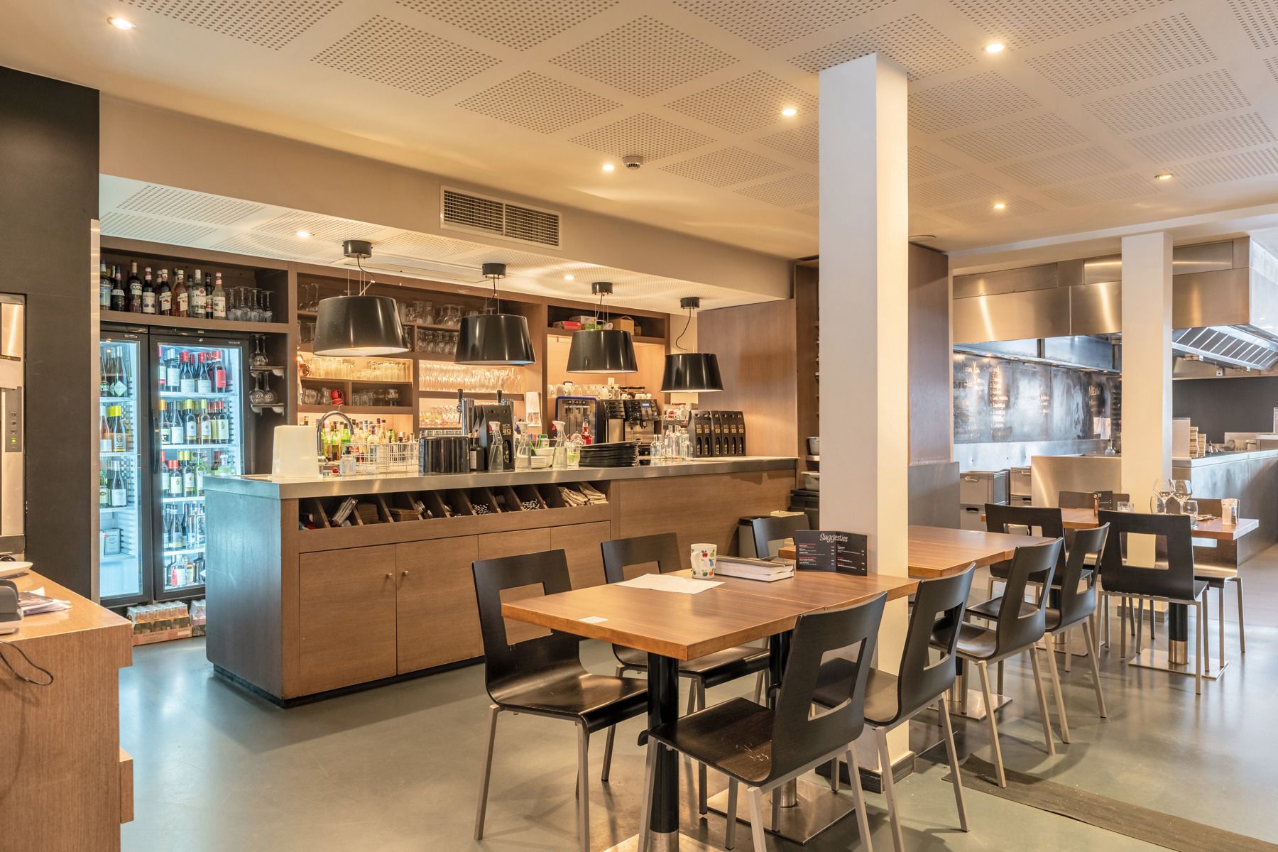 Prachtig commercieel pand met stadstuin in het hart van Aartselaar foto 12