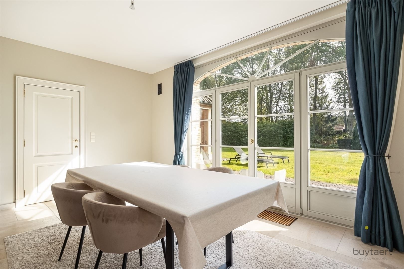 Gezellige MANOIRE villa in een aangename omgeving te Halle / Zoersel! foto 11