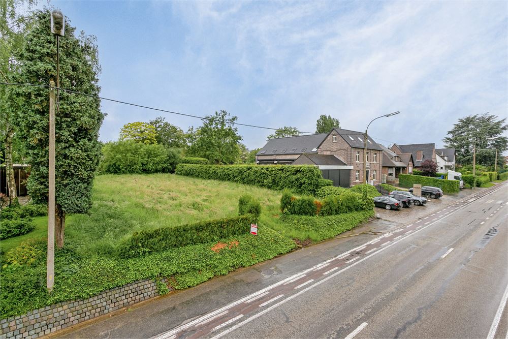 Ruim perceel grond voor het realiseren van een OB foto 3
