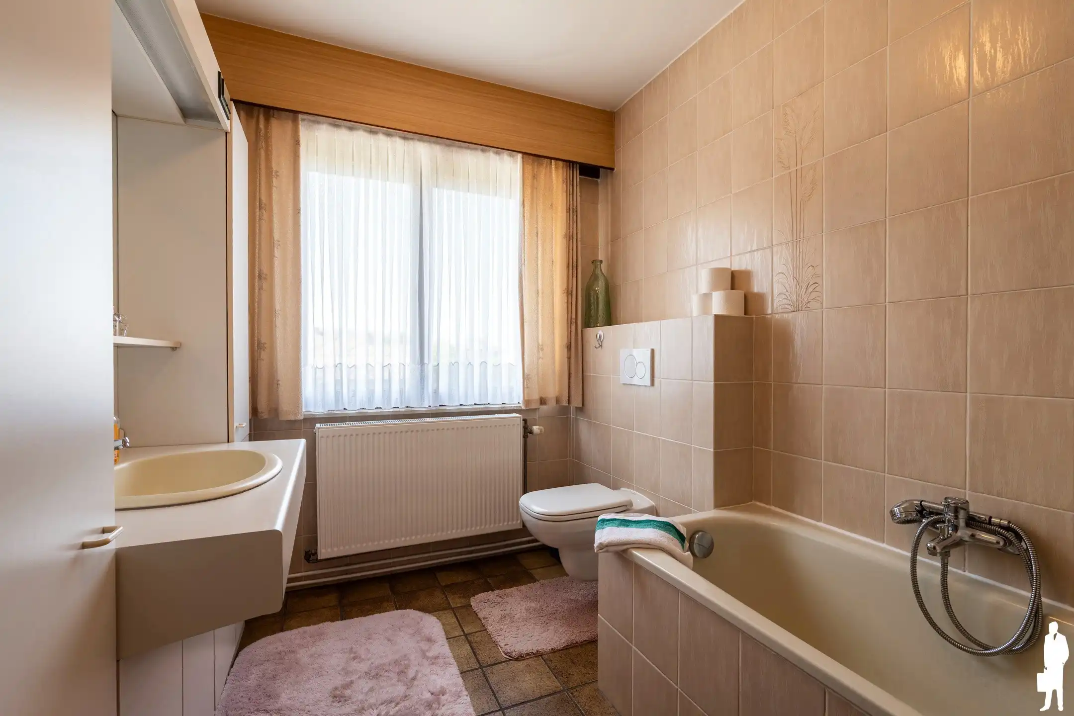 Uitstekende villa met 4 slpk en 2 badk. in centrum Weelde foto 25