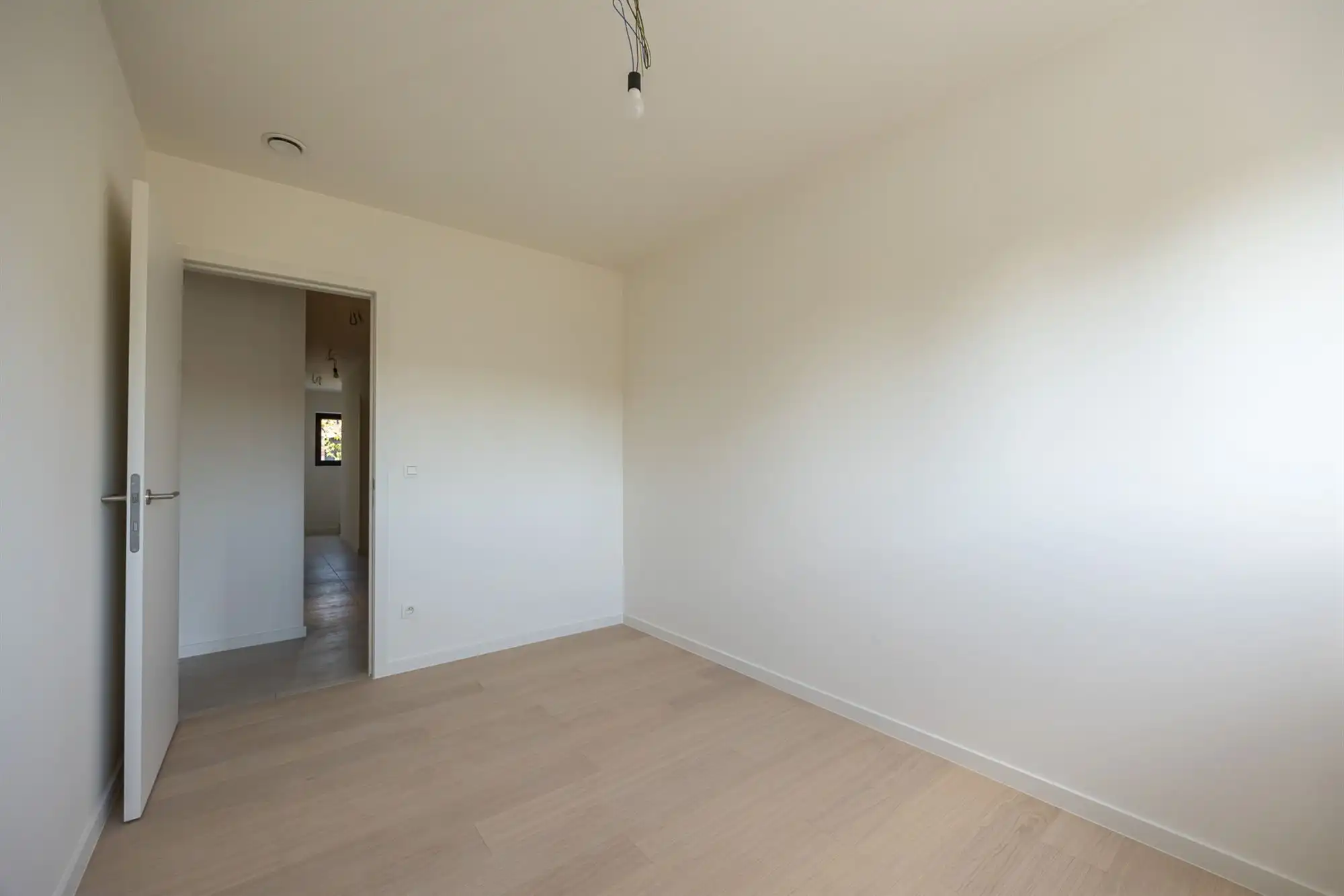 Ruime instapklare nieuwbouwwoning in Brasschaat foto 20