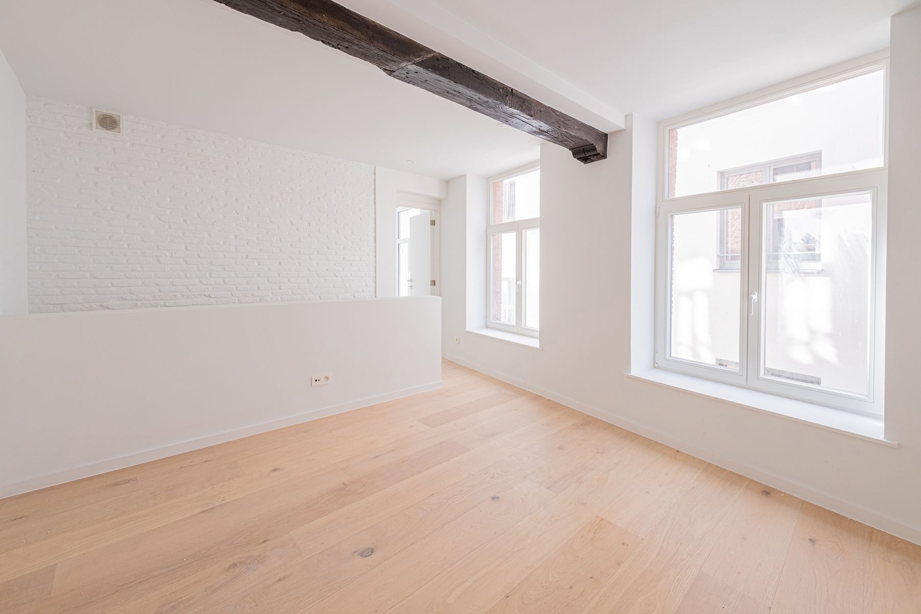 Gelijkvloers appartement met stadskoer in hartje Antwerpen foto 7