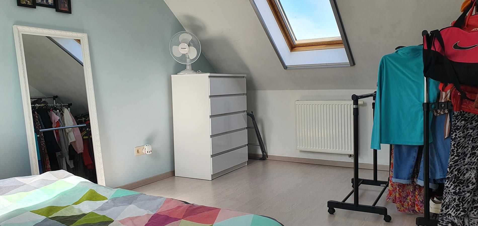 Tof dakappartement met 1 slaapkamer in rustig gebouw ! foto 11