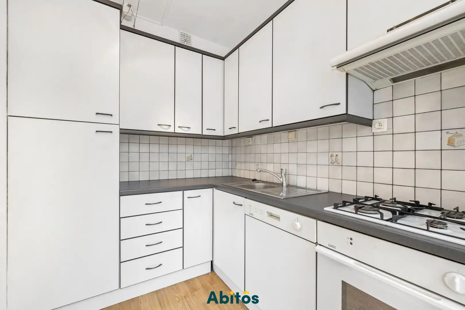 Twee slaapkamerappartement met garagebox foto 9