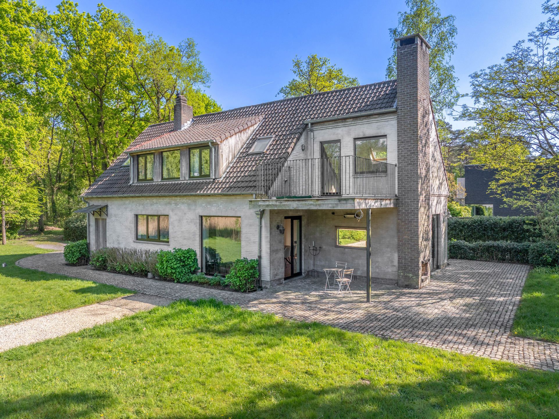 Charmante woning omringd door ca 6000m² aan prachtige natuur foto 18