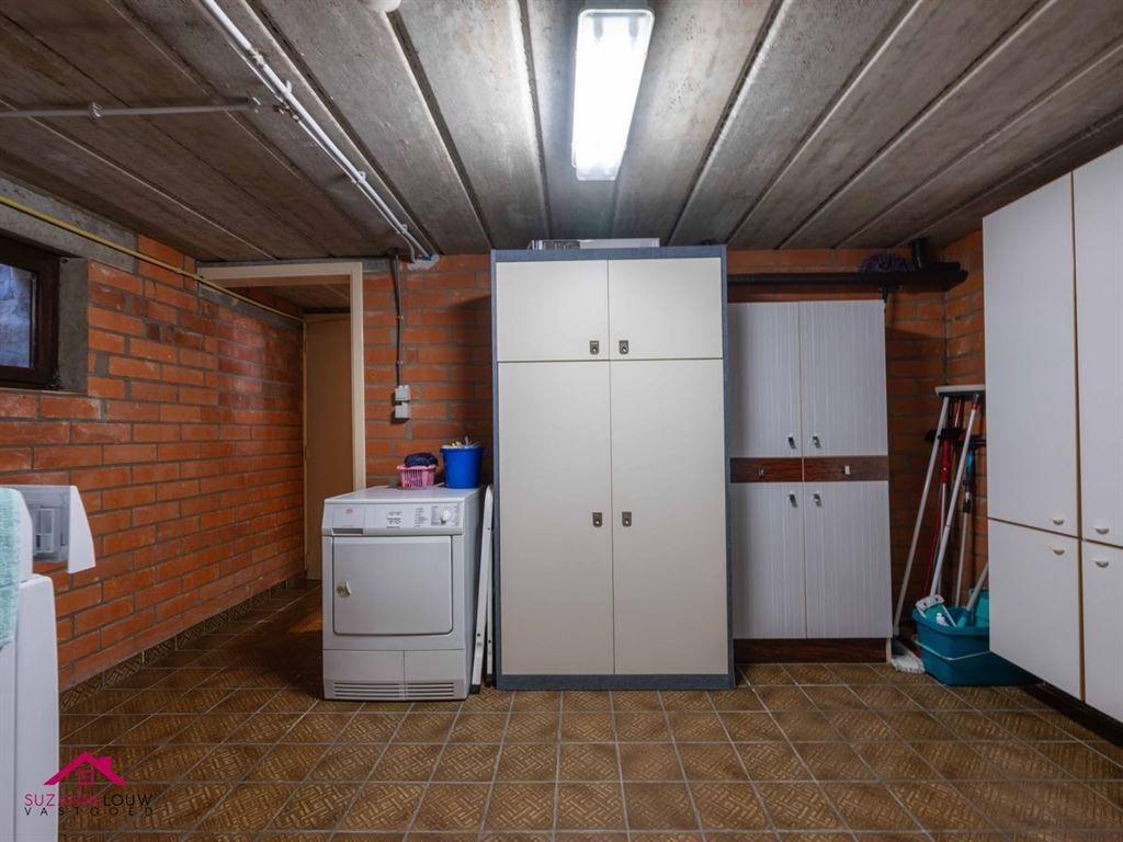 Zeer goed onderhouden, vrijstaande en gelijkvloerse woning foto 41