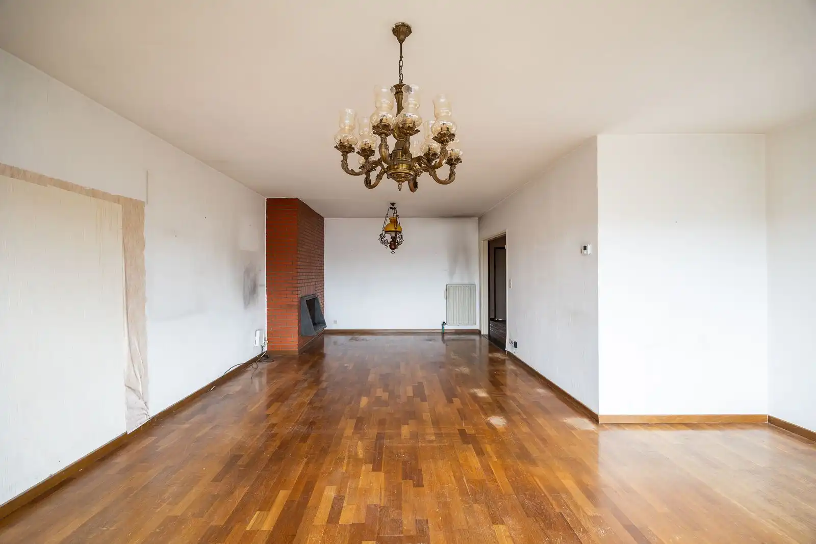 Ruim 3-slaapkamerappartement met renovatiepotentieel! foto 5