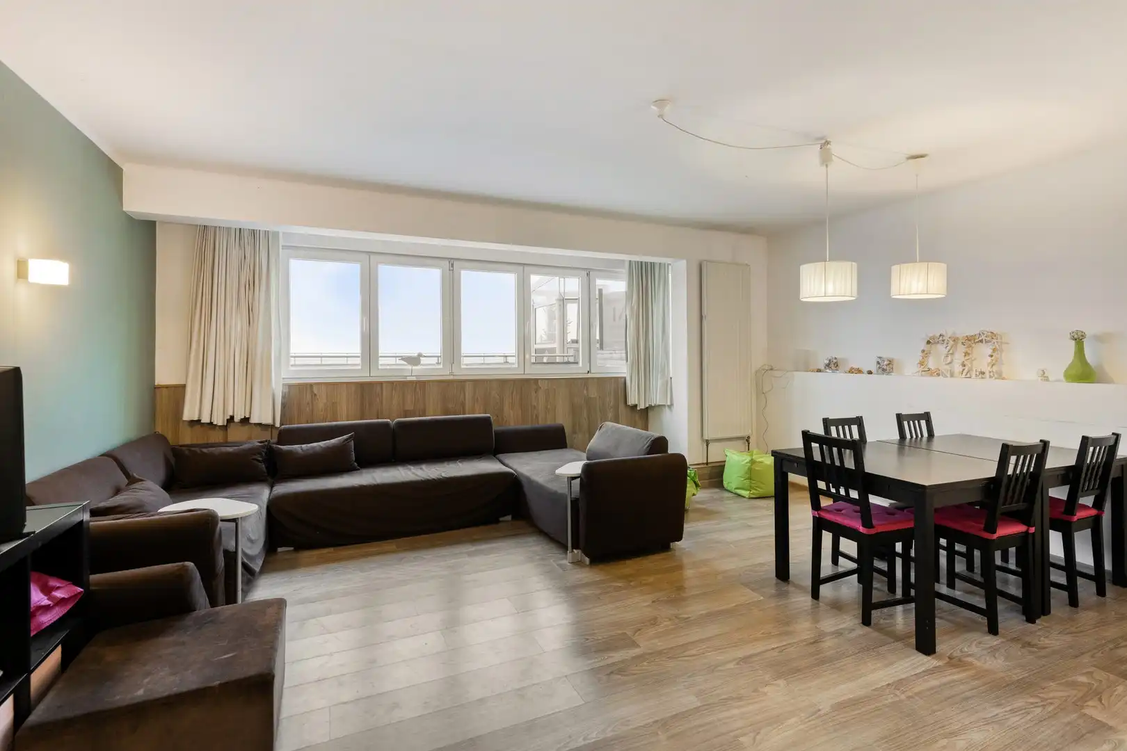 Ruim gelijkvloers appartement met zeezicht! foto 6