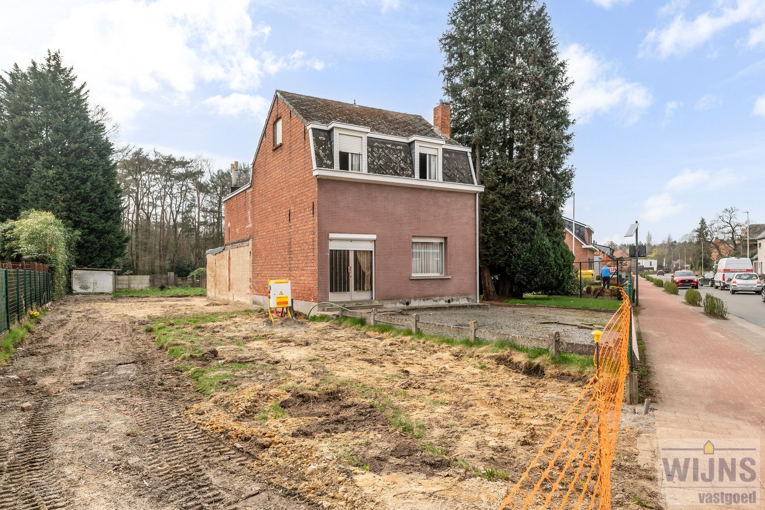 Renovatieproject met prachtige tuin en zicht op bos foto 22