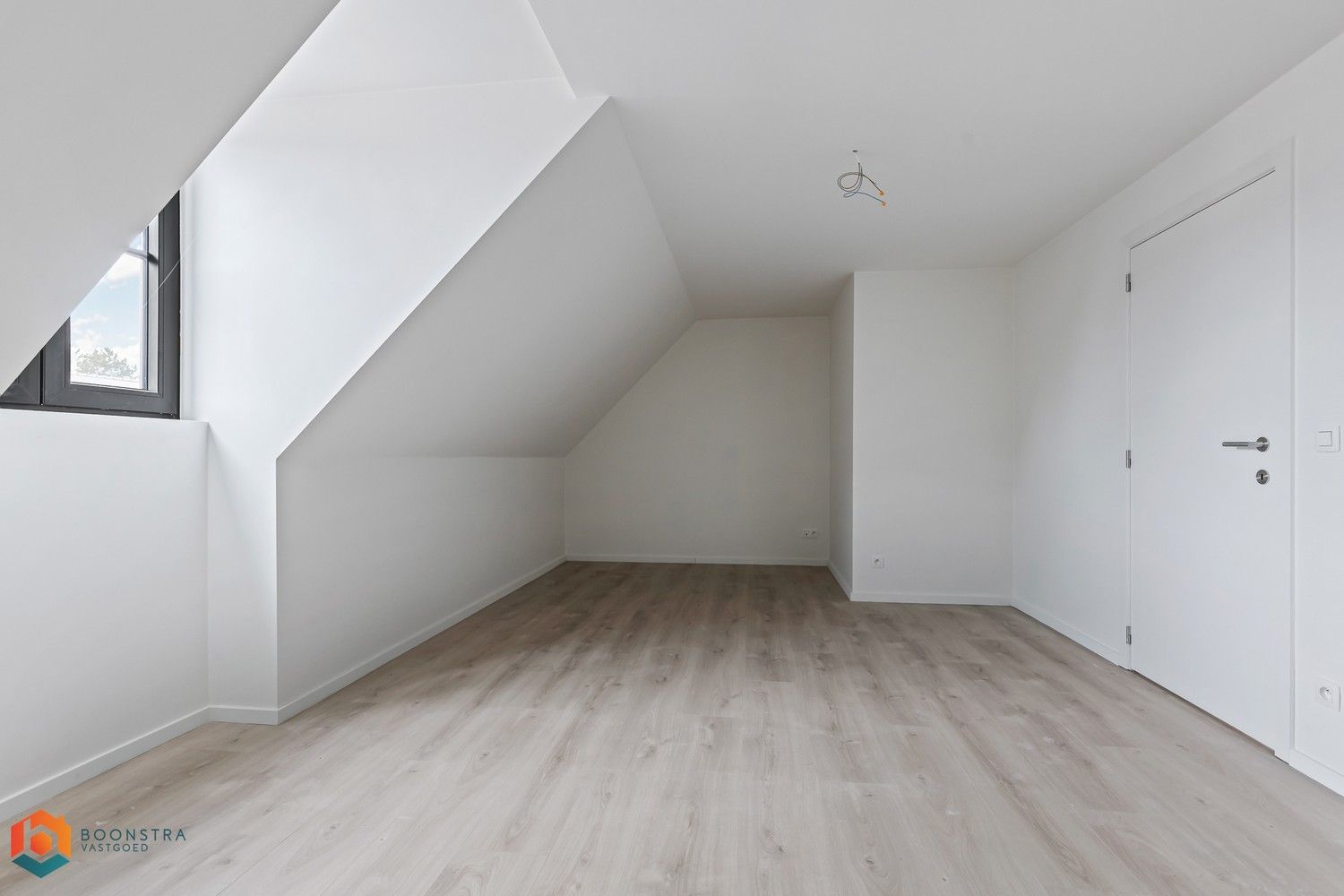 Energiezuinige nieuwbouwwoning met 4 slpkrs en tuin foto 20