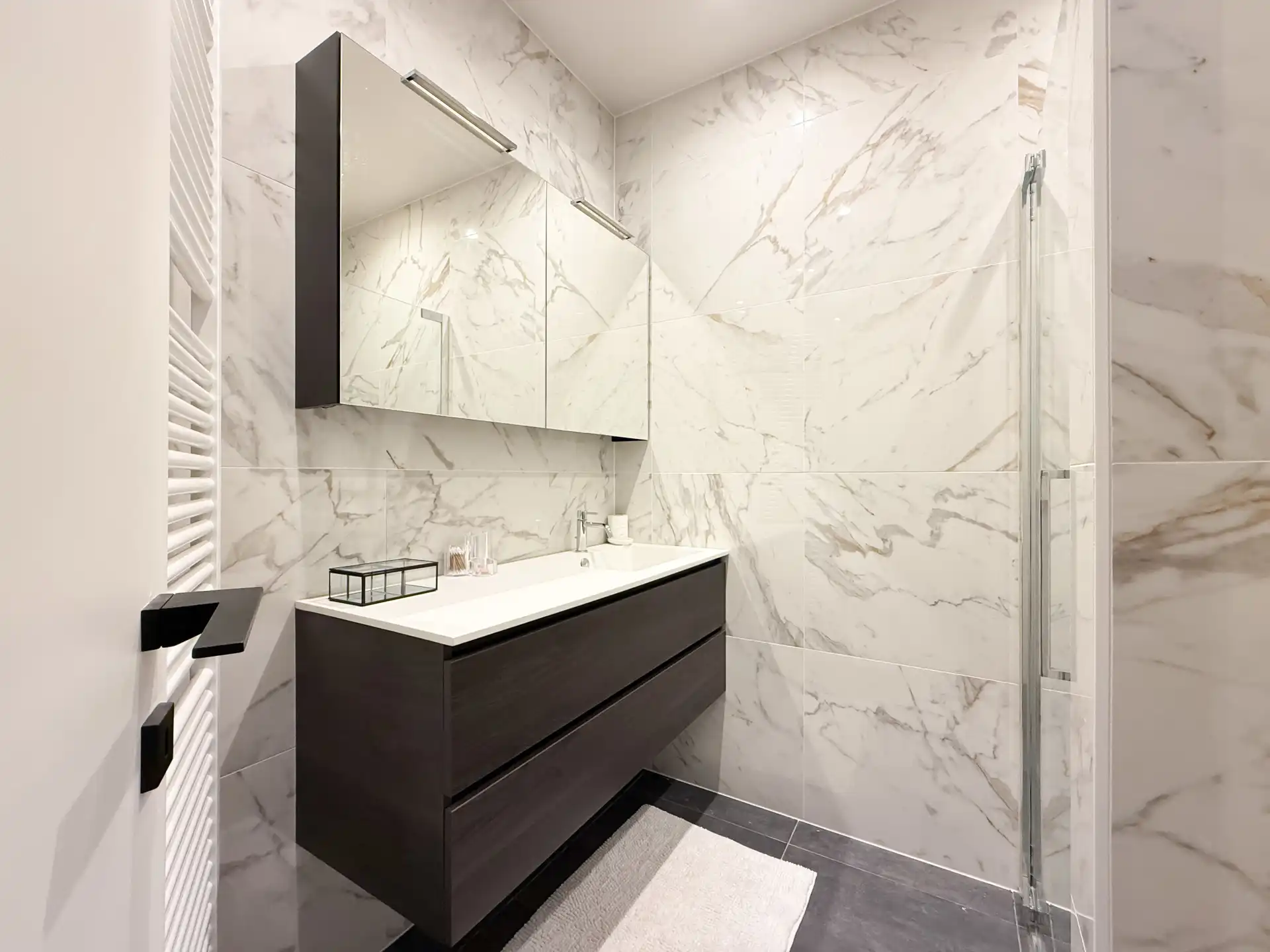 Modern appartement met zeezicht in Knokke-Duinbergen foto 15