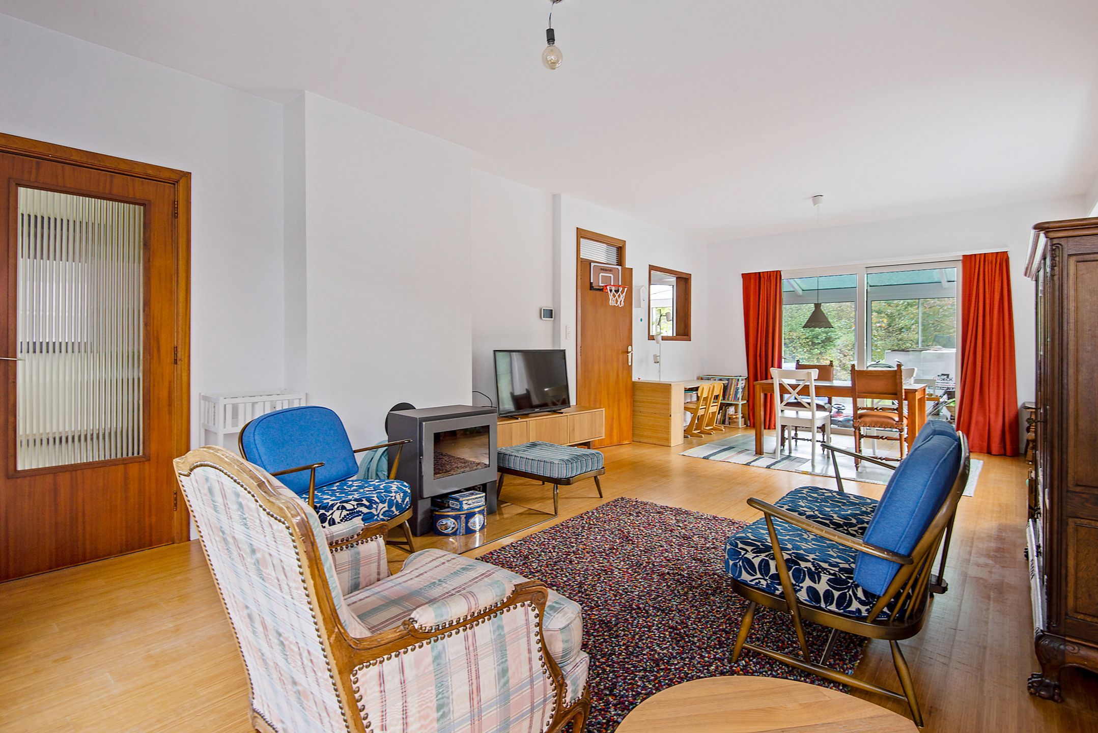 Mooie halfopen woning met garage op absolute toplocatie foto 8