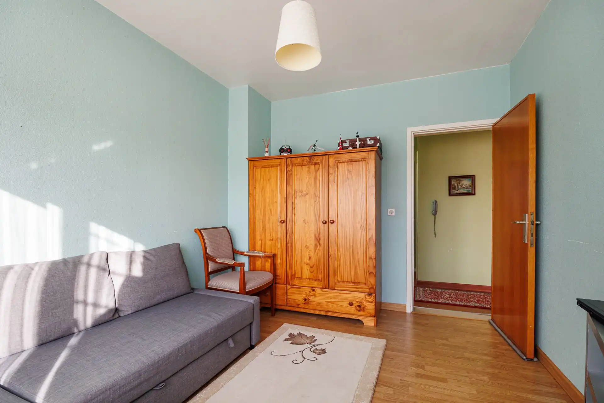 Te renoveren bel‑étagewoning in hartje Wilrijk! foto 10