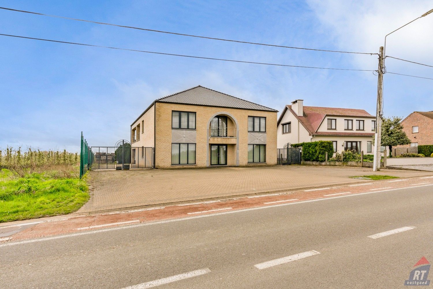 Commercieel te koop Nachtegaal 22 - 3800 Sint-Truiden