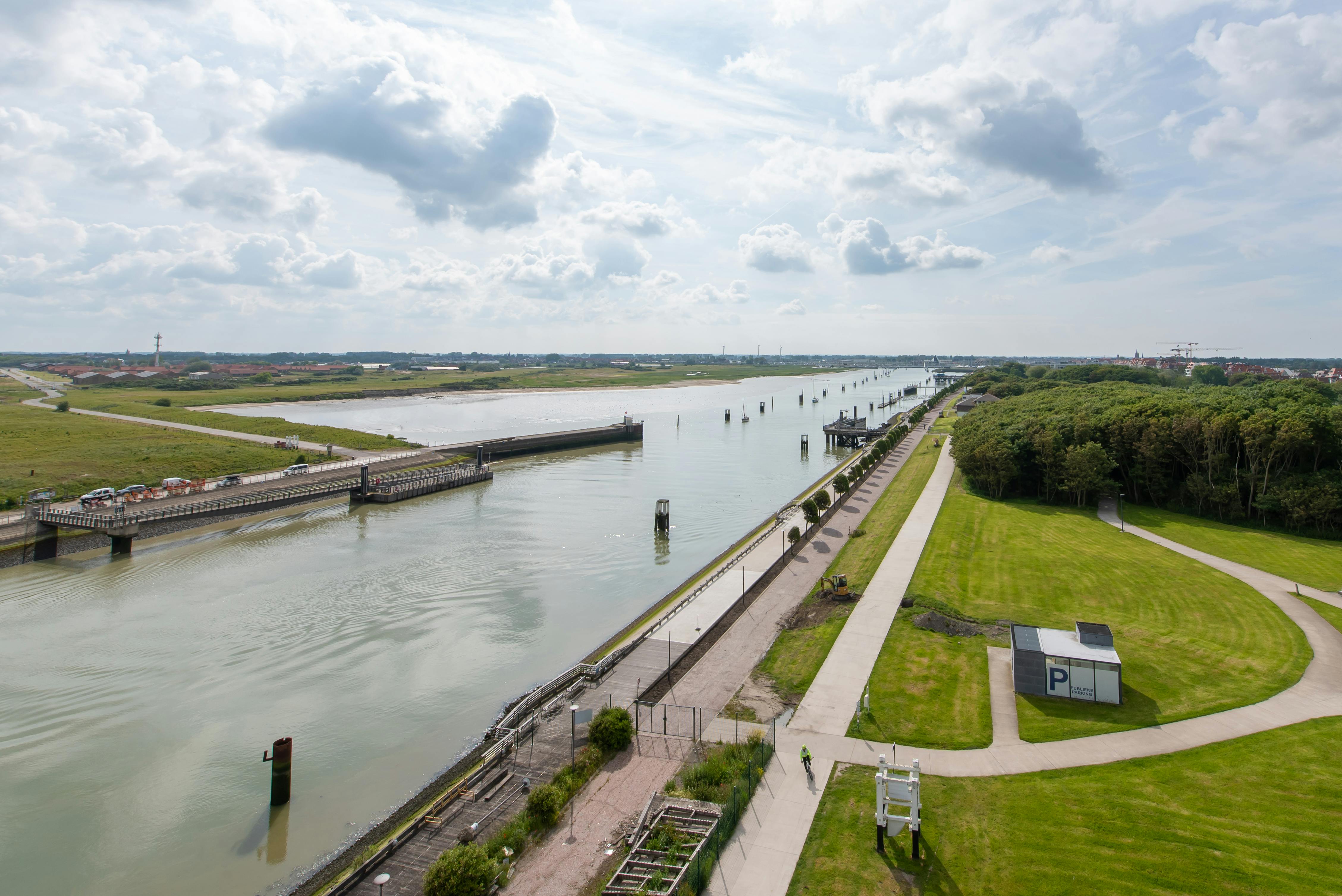 Exclusief appartement met prachtig zicht op de Havengeul en de zee! foto 7