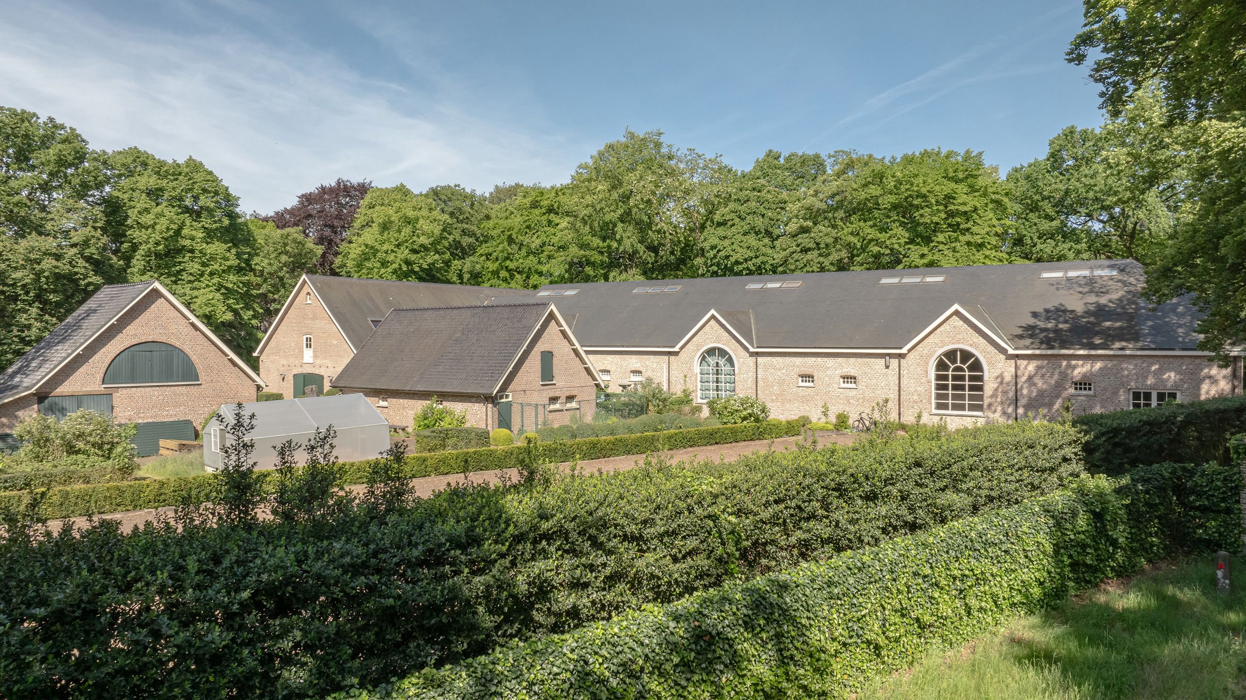 Exclusief landgoed “De Markgraaf” met polyvalent bijgebouw  foto 43