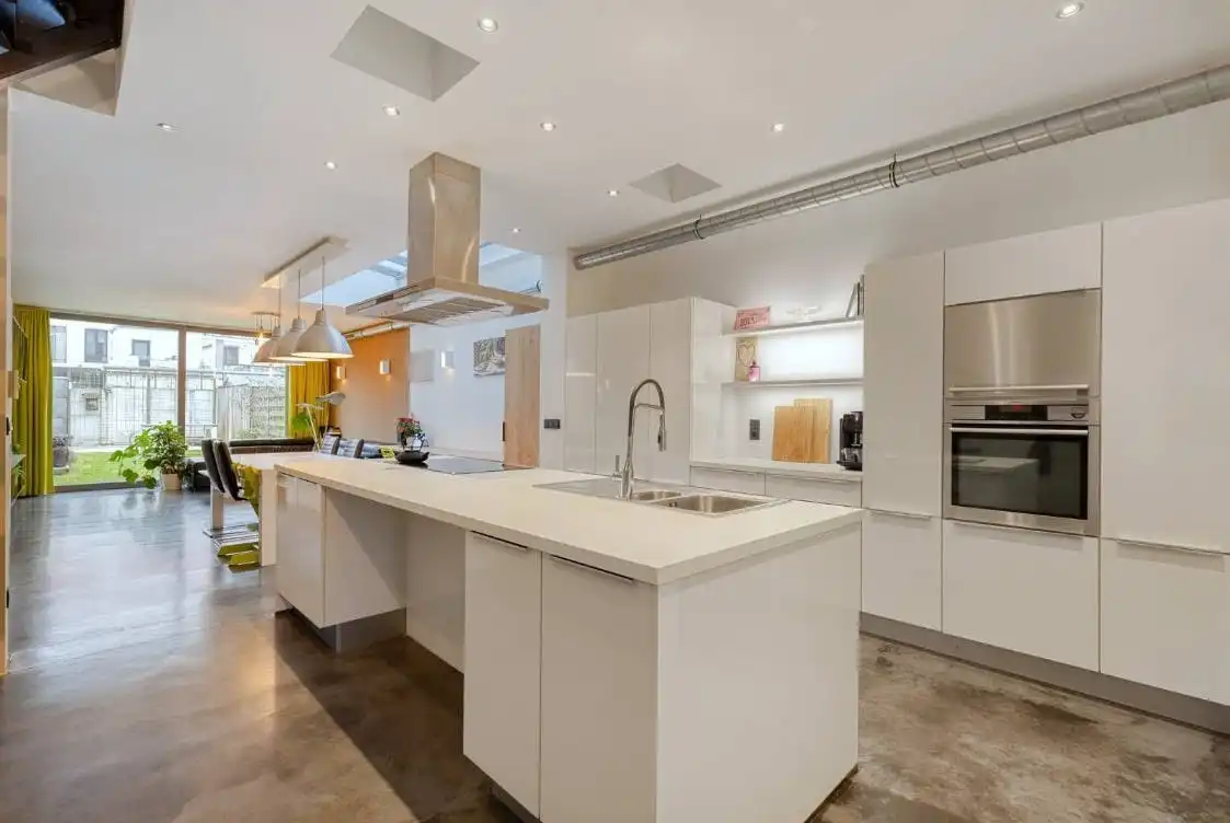 Prachtig huis met 4 slaapkamers en tuin te koop in Wilrijk foto 26