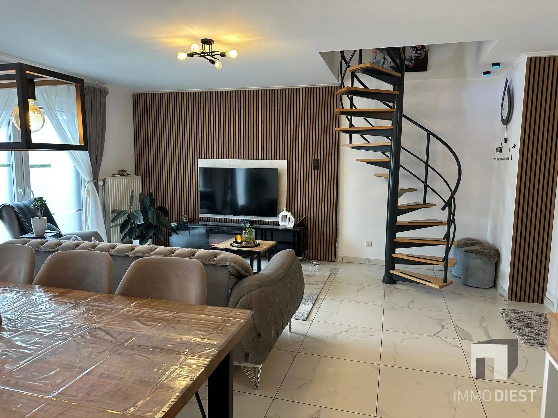 Mooi appartement met 3 slpks, zonnig terras en garage foto 5