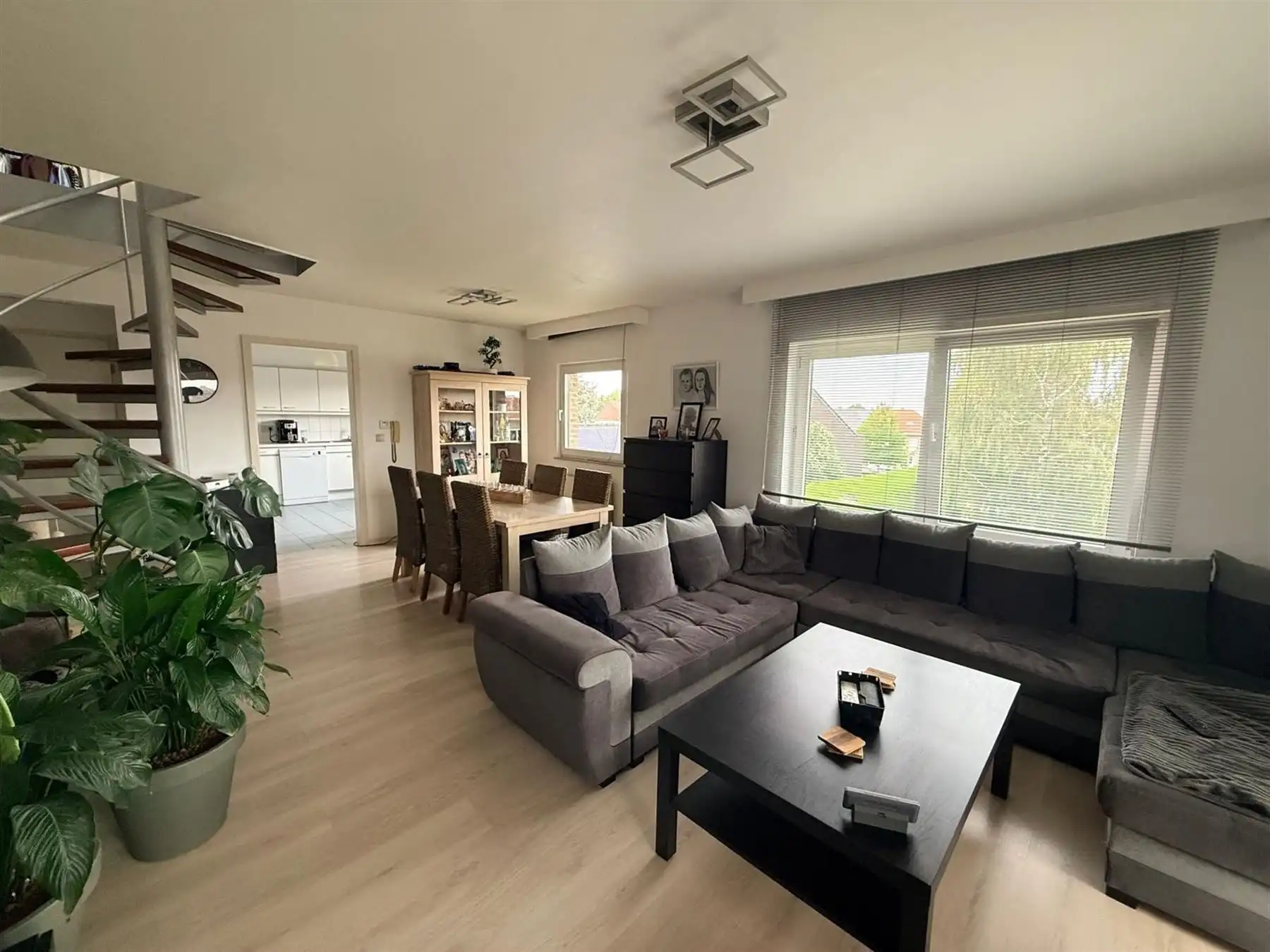 OPBRENGSTEIGENDOM MET 4 APPARTEMENTEN  foto 28