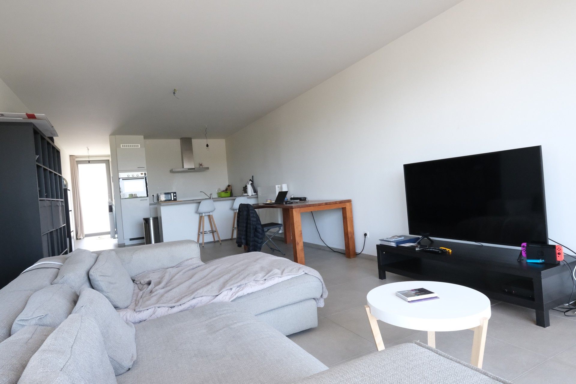 Ruim appartement met 2 slaapkamers in centrum Kortessem foto 3