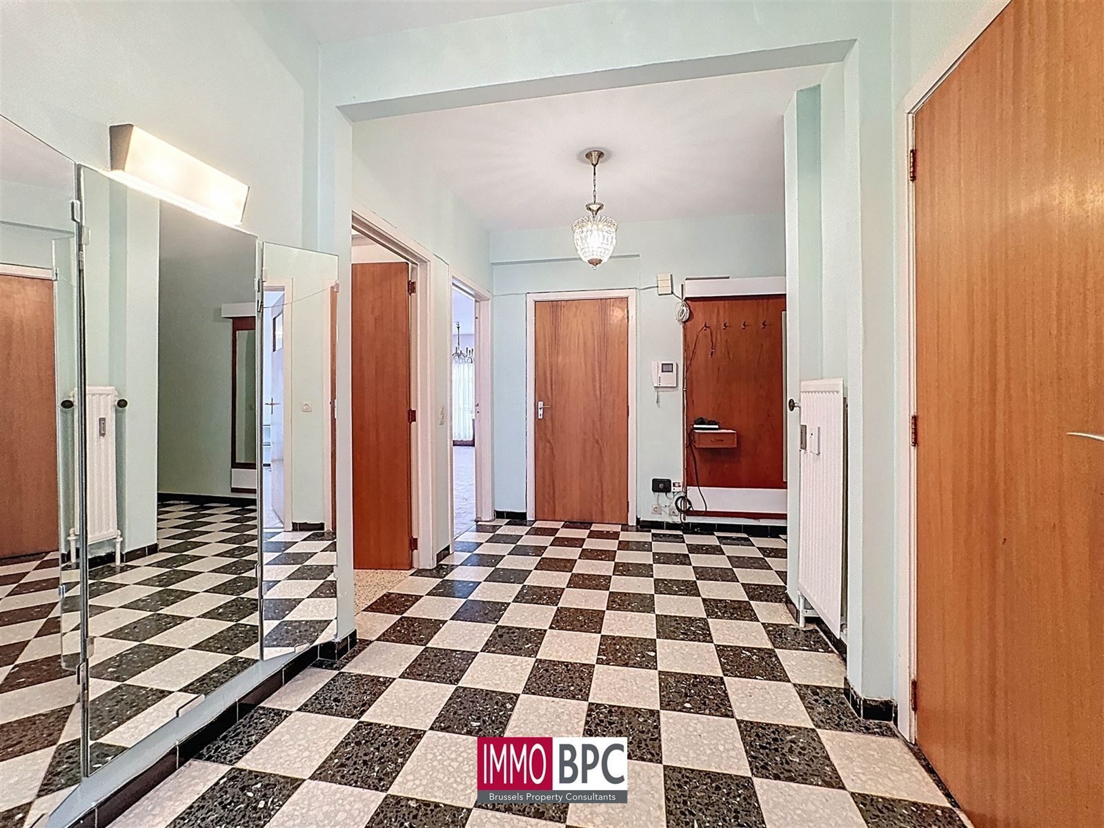 APPARTEMENT MET 3 SLAAPKAMERS, TERRAS EN  MOGELIJKHEID TOT AANKOOP GARAGE  foto 8