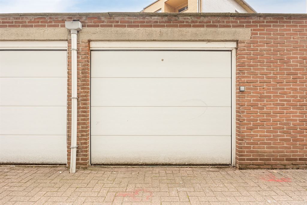 Instapklaar, gerenoveerd app. met 2 slaapkamers  foto 16