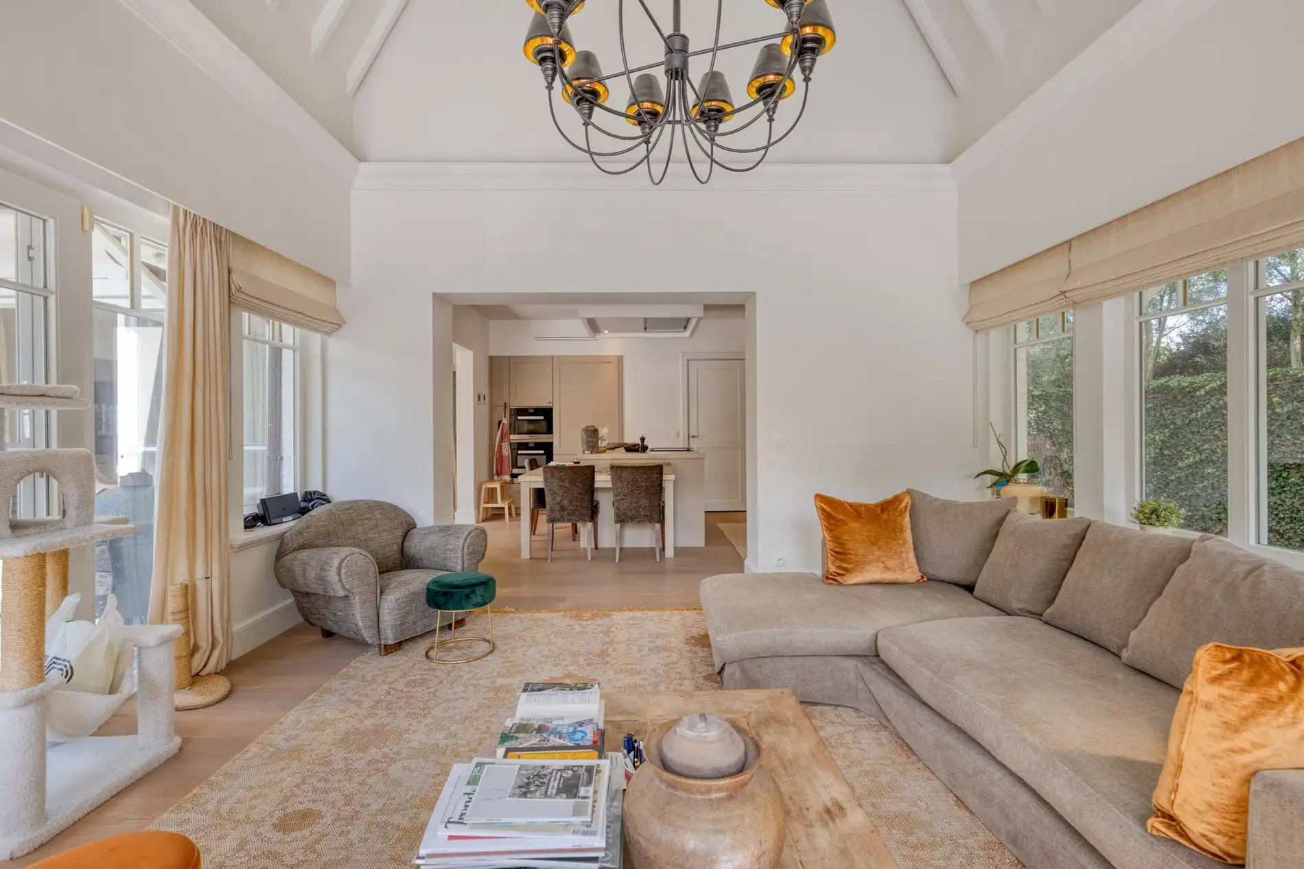 Luxueuze en stijlvolle villa in Engelse Cottage stijl met verwarmd zwembad gelegen in het Zoute. foto 16