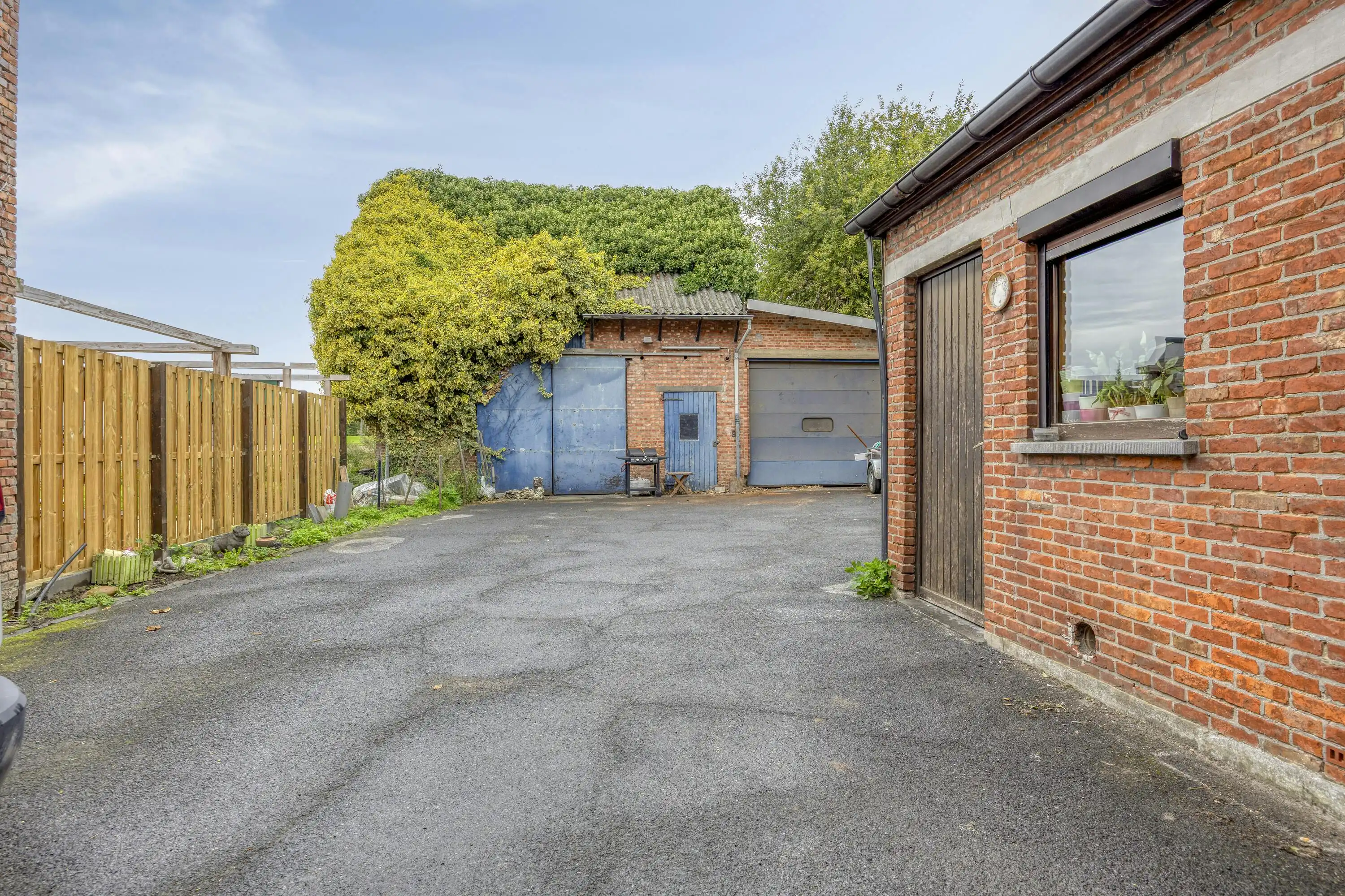 Huis met magazijn te koop in Bazel  foto 17