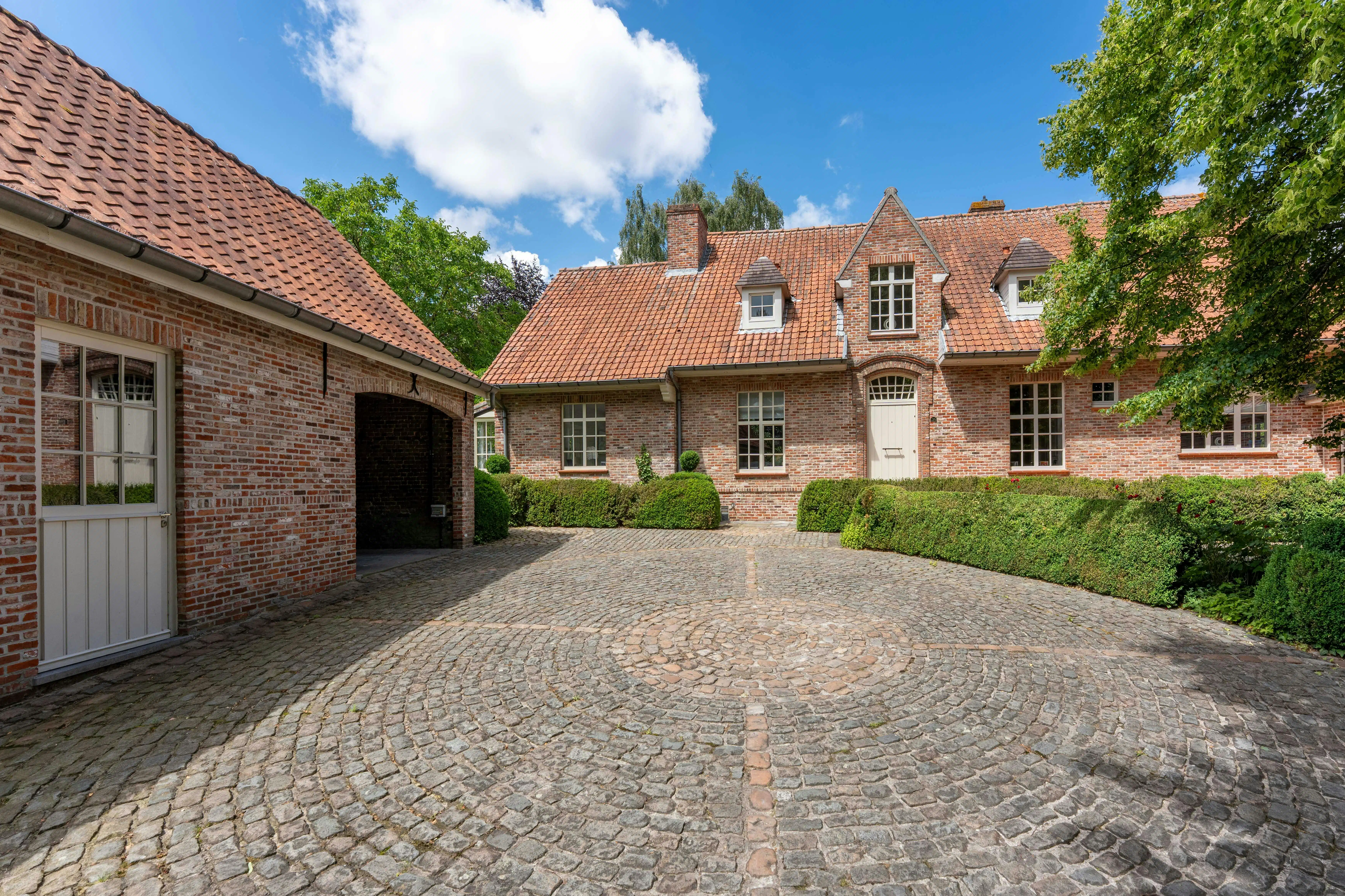 Mooi gelegen landhuis in hoevestijl te koop in Marke foto 28