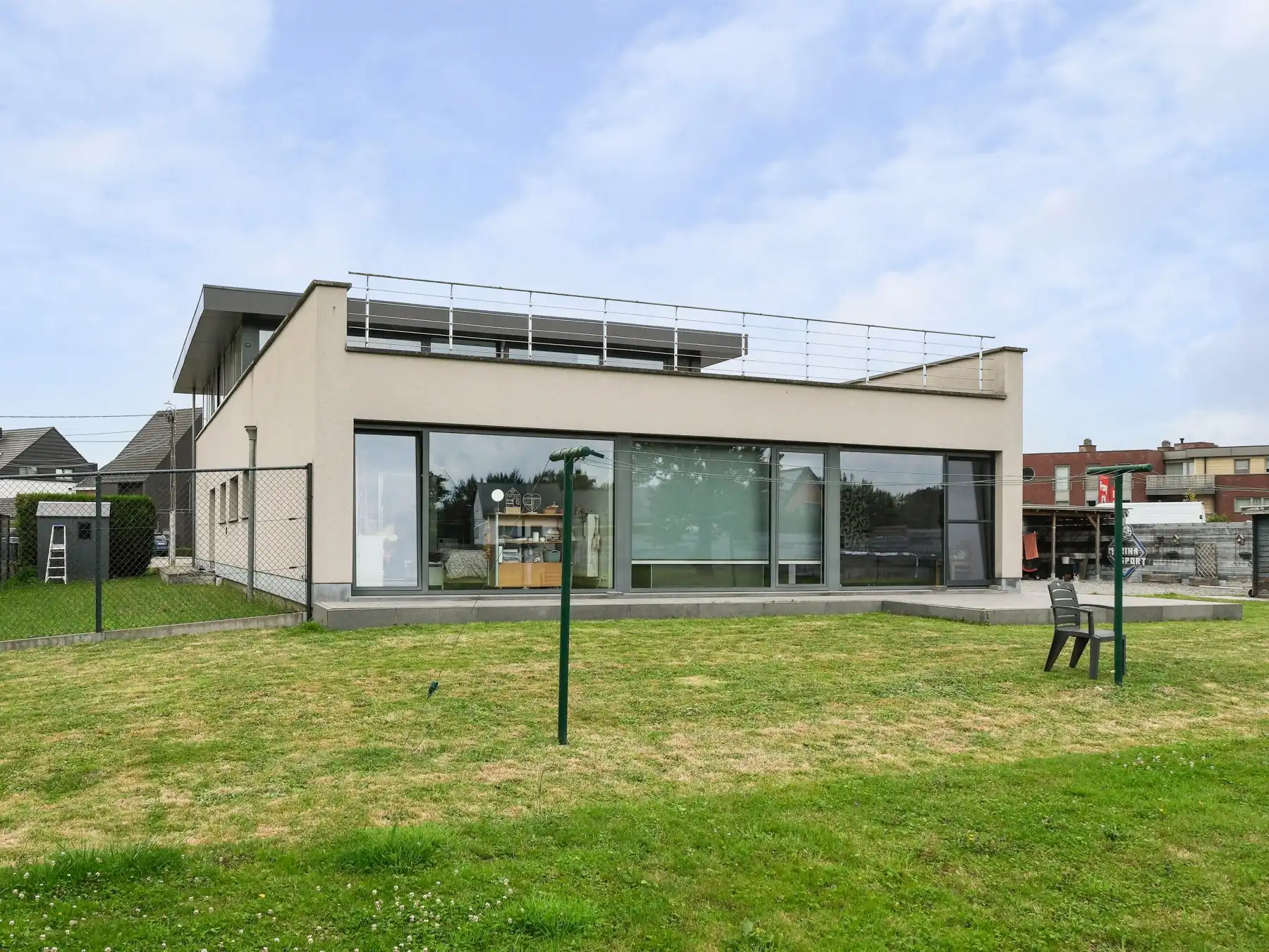 Riant gelijkvloers appartement met tuin op een boogscheut van Hasselt! foto 8