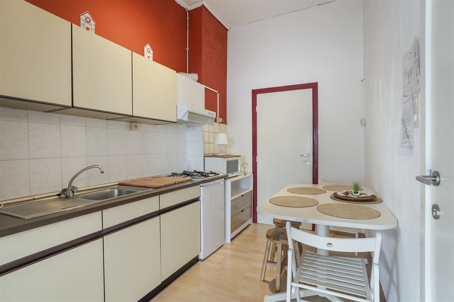 INSTAPKLAAR / VLAKBIJ ZEEDIJK  foto 13