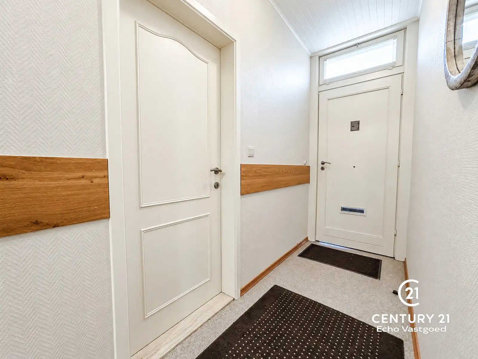 Charmante op te frissen woning met tuintje op topligging! foto 2