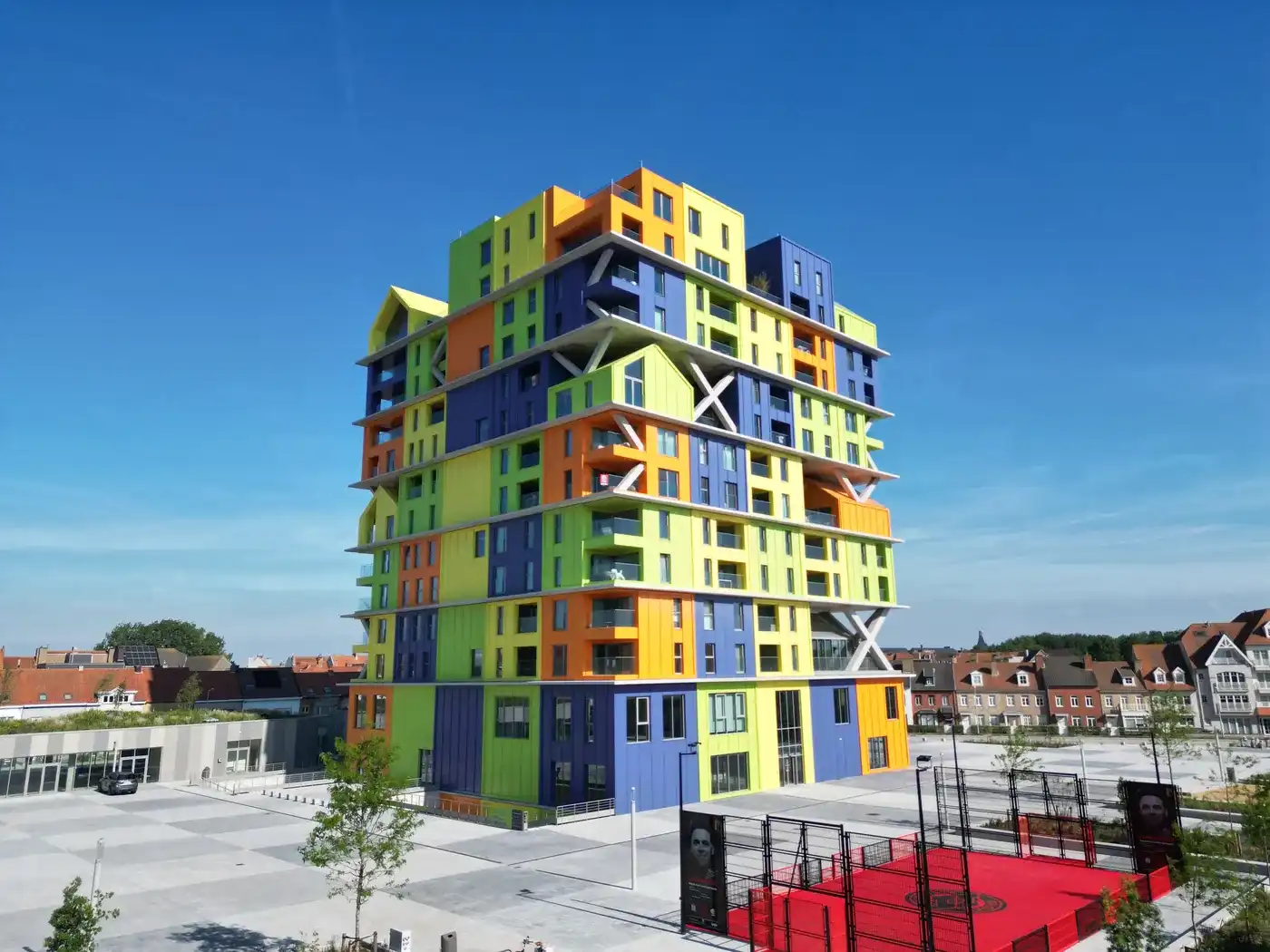 Modern appartement met twee slaapkamers en zonnig terras foto 3