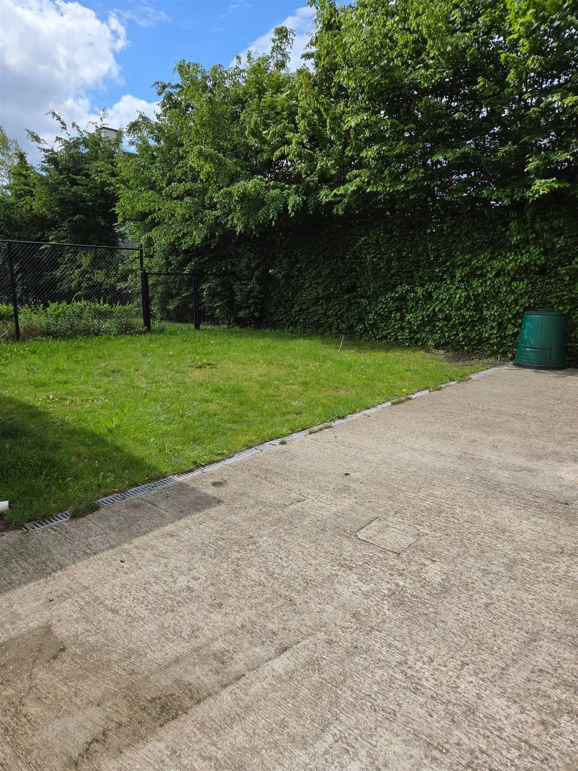 Instapklare gezinswoning met 3 slaapkamers en garage! foto 7