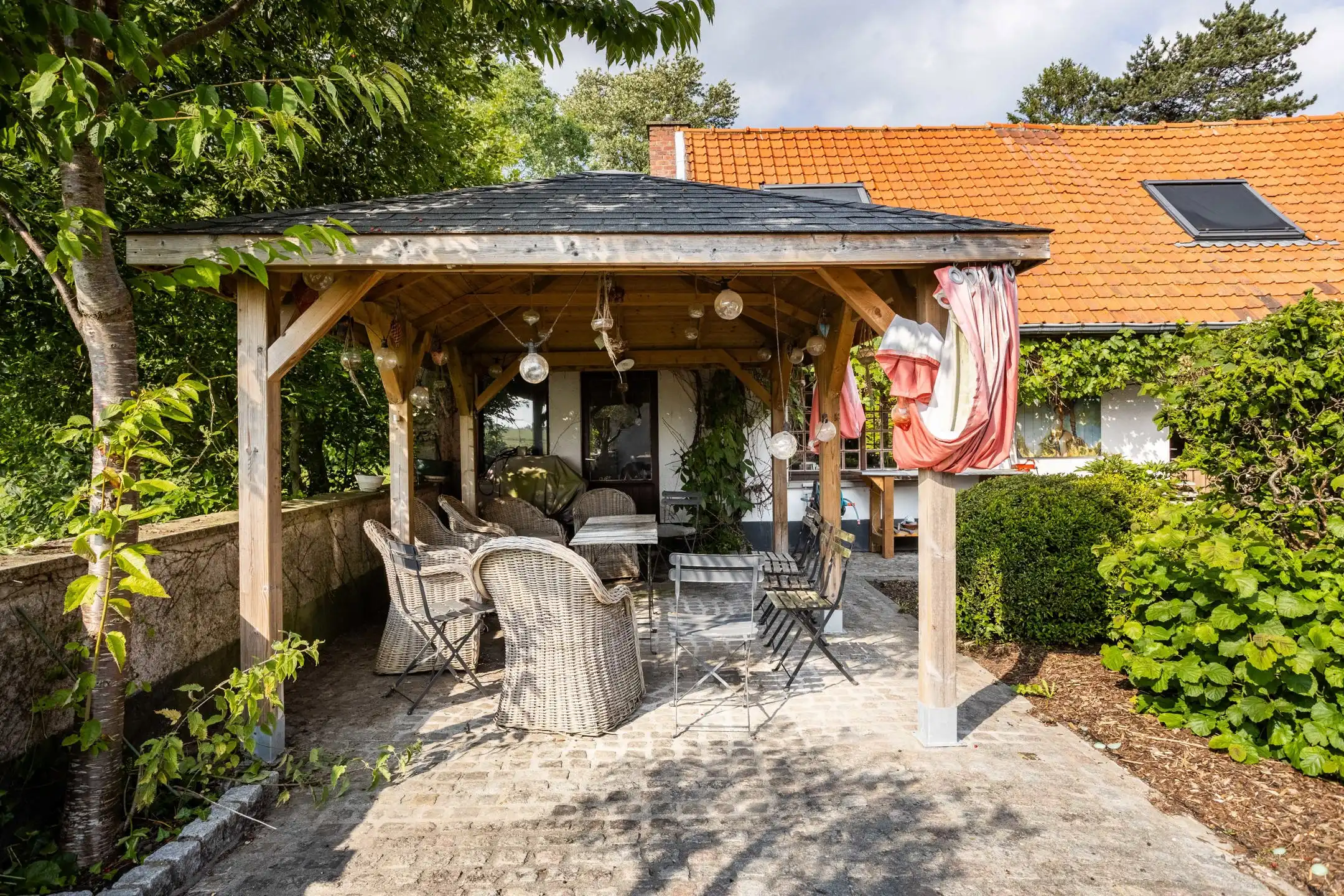 Unieke woning in het groene Pays des Collines / kangoeroewoning foto 29