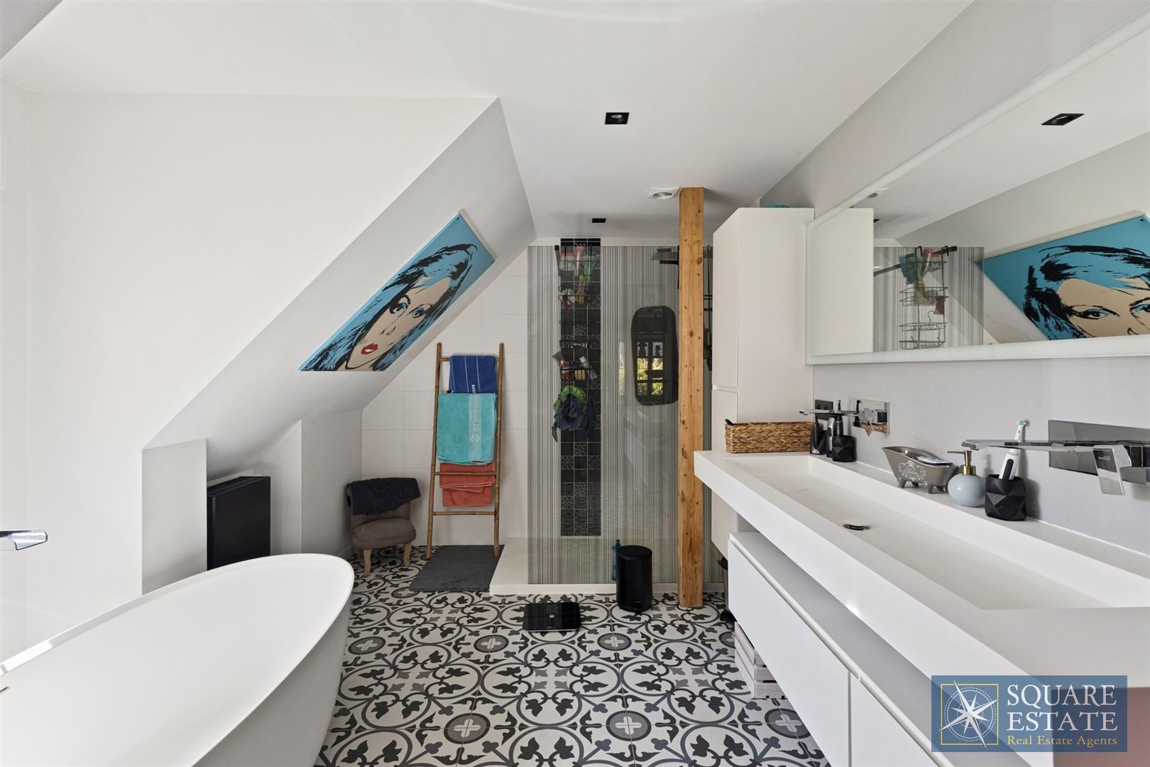 Wemmel, ruime en volledig gerenoveerde villa met 4 slaapkamers. foto 11
