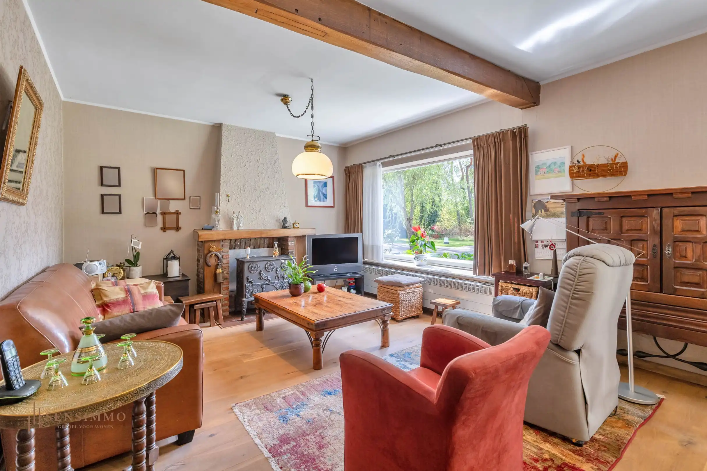 RUIME HALFOPEN WONING MET 4 SLAAPKAMERS OP RUSTIGE LIGGING foto 4