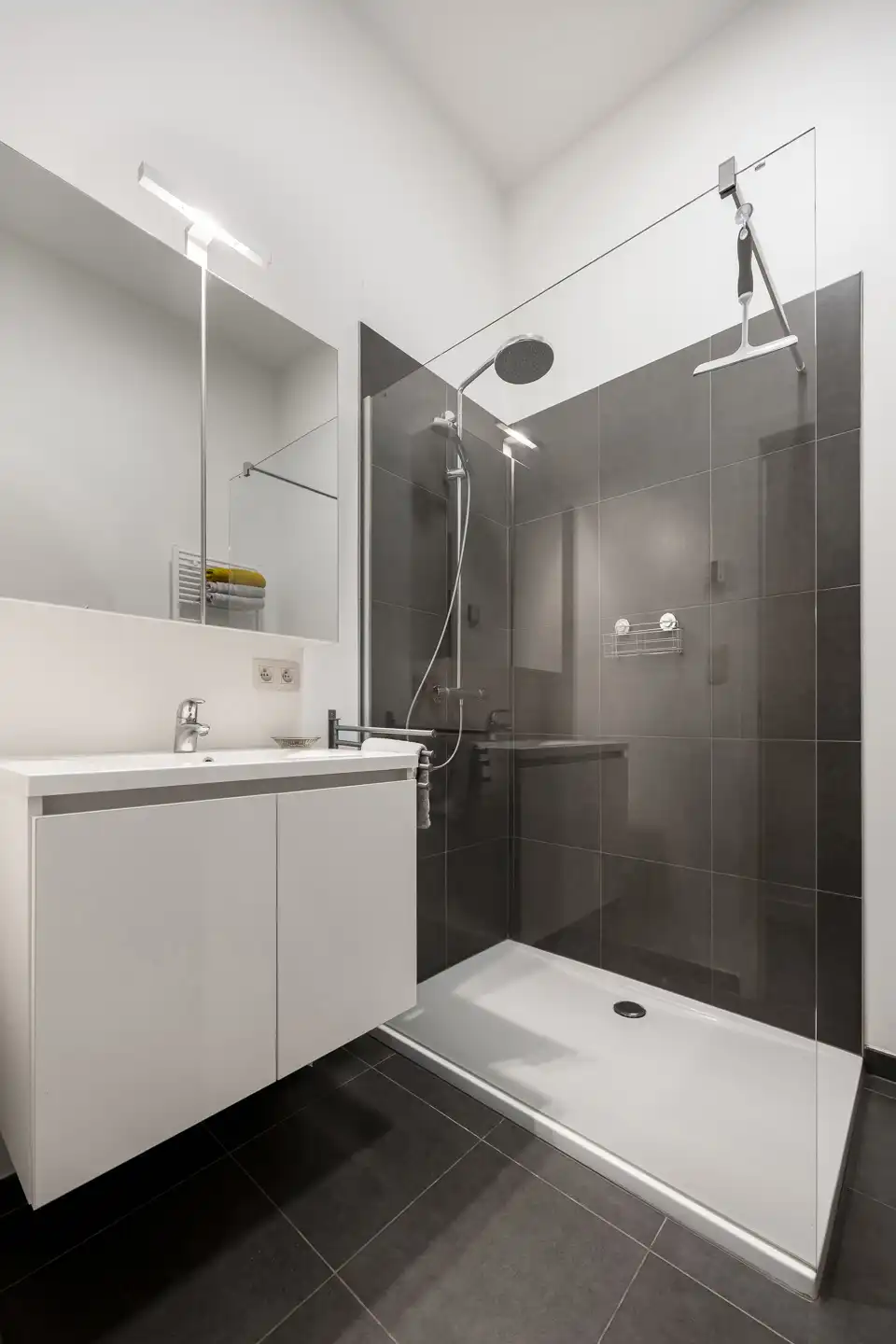 Ruim gelijkvloers appartement met gezellige tuin in Zoersel foto 13