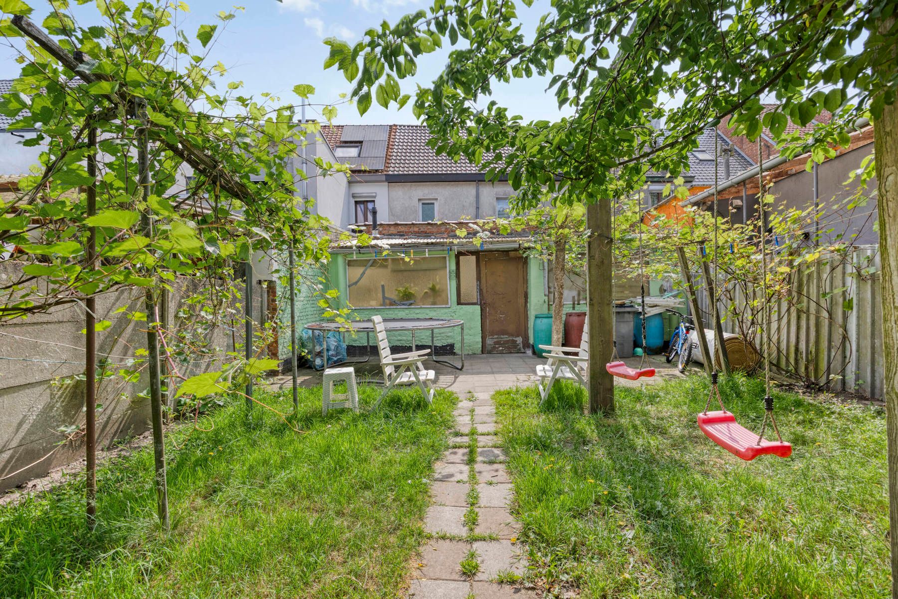 Ruime woning met tuin en handelsruimte in Lokeren foto 12