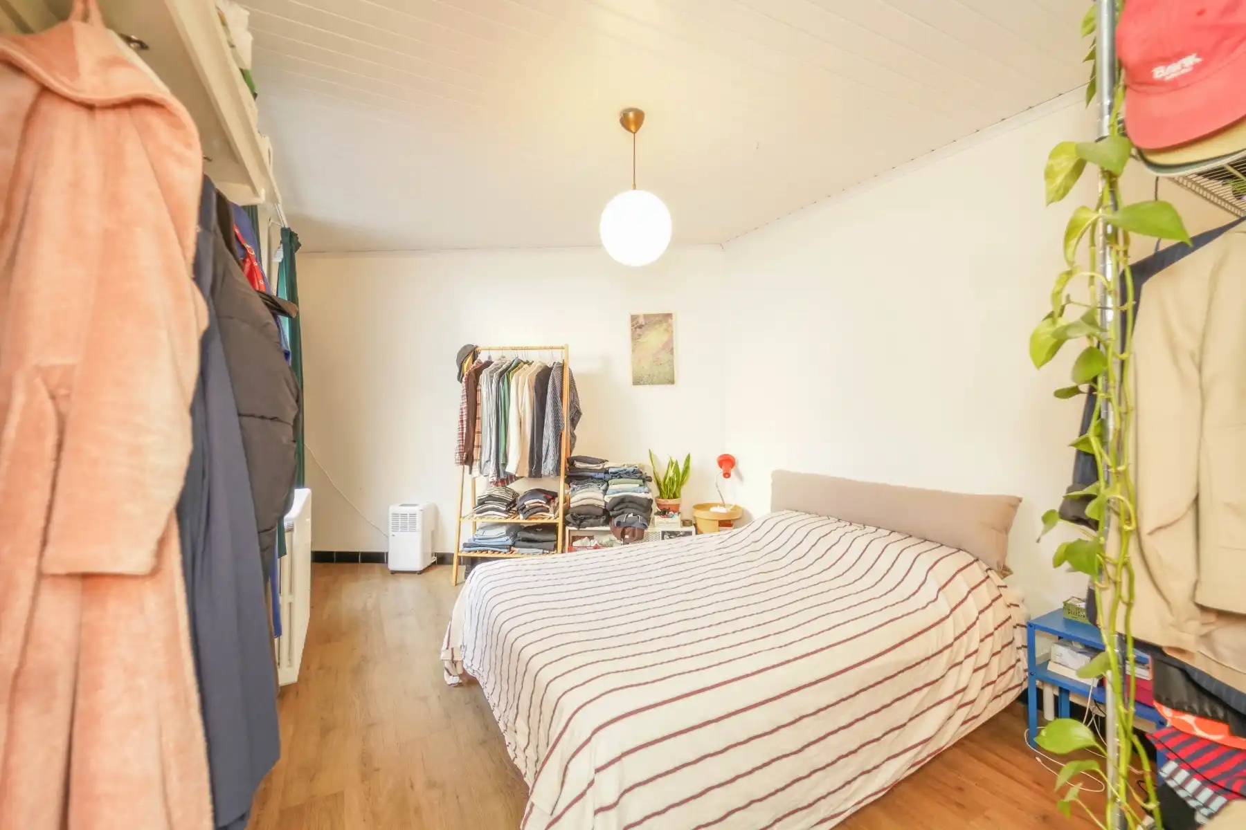 Charmant gelijkvloers appartement met binnentuin nabij Gent-Sint-Pieters foto 14